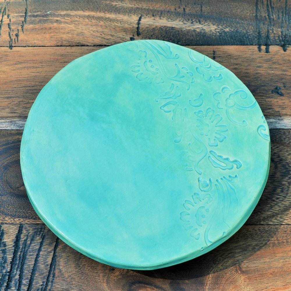 *NEW* Ceramic Stand w/ Embossed Floral Design